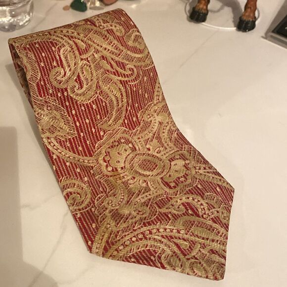 Vintage Bugatti Rare Baroque Lace Brick Red Silk Tie - Picture 4 of 7